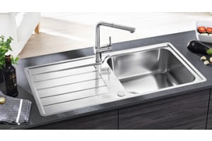 Easy way to clean stainless steel sink